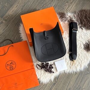 Hermès Black Evelyne 29 Shoulder Bag